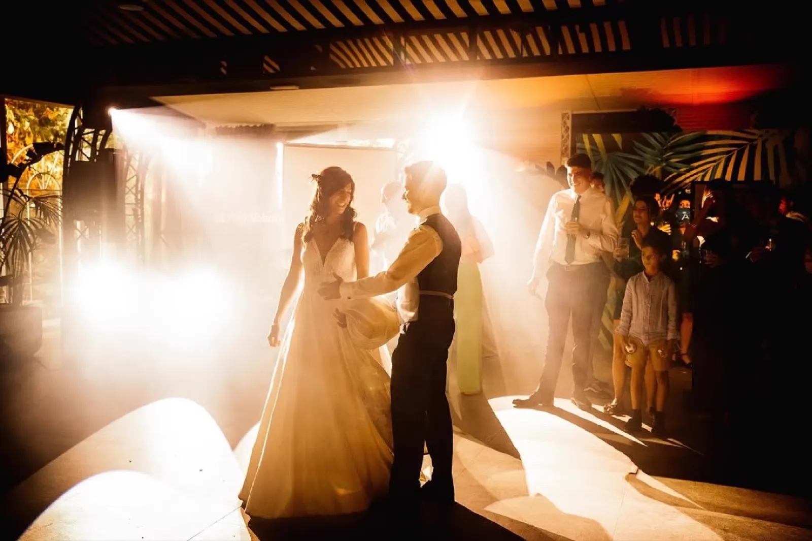 Lucía y Mario · primer baile en el pabellón