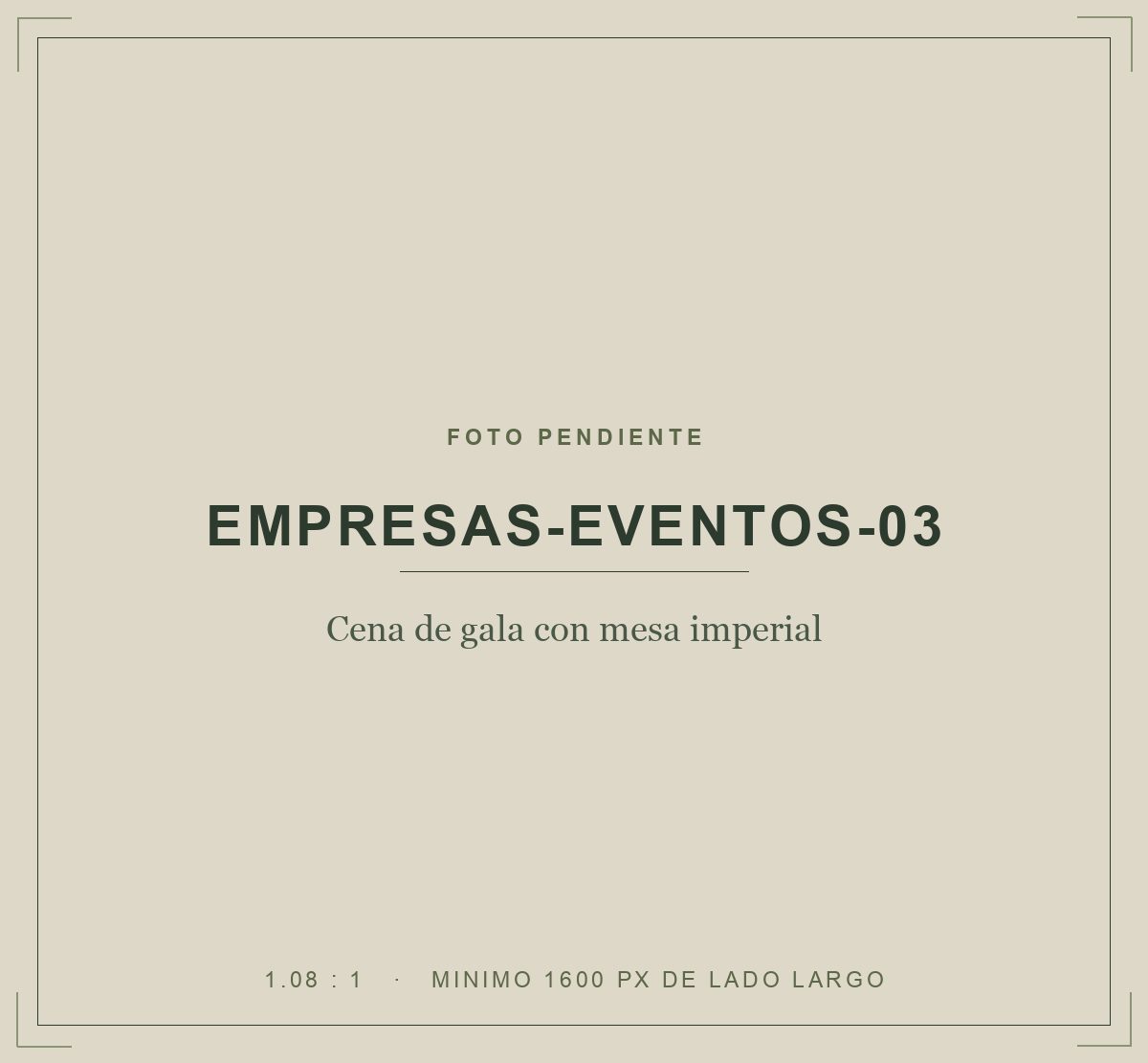 Cena de gala con mesa imperial